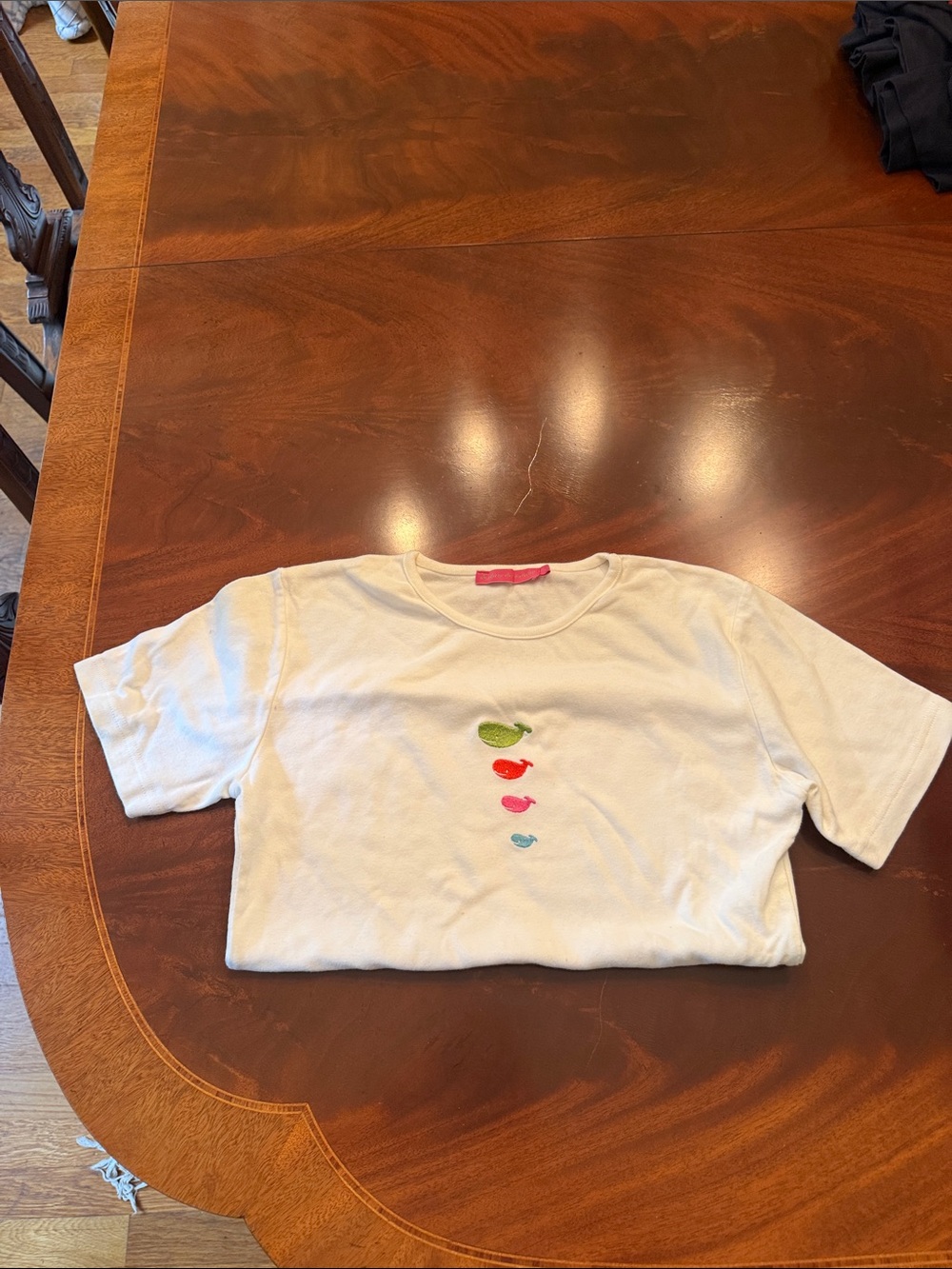 Kids Le phare de la baleine Short-Sleeve Tee with Colorful Fish Embroidery
